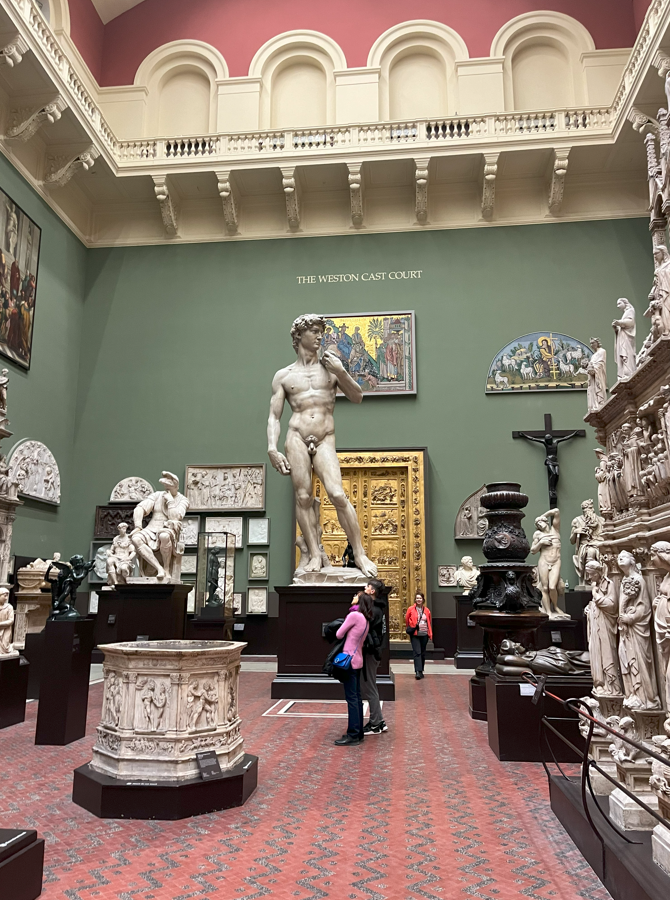 Cast of Michelangelo's David at Victoria and Albert Museum