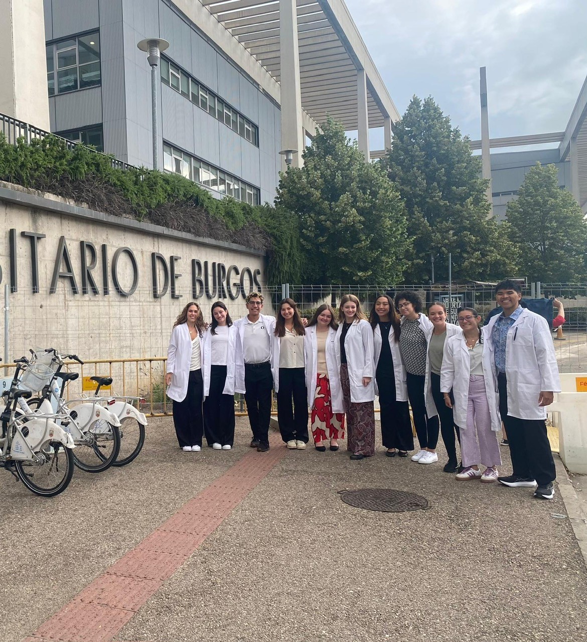 Our group in front of HUBU before our first day!