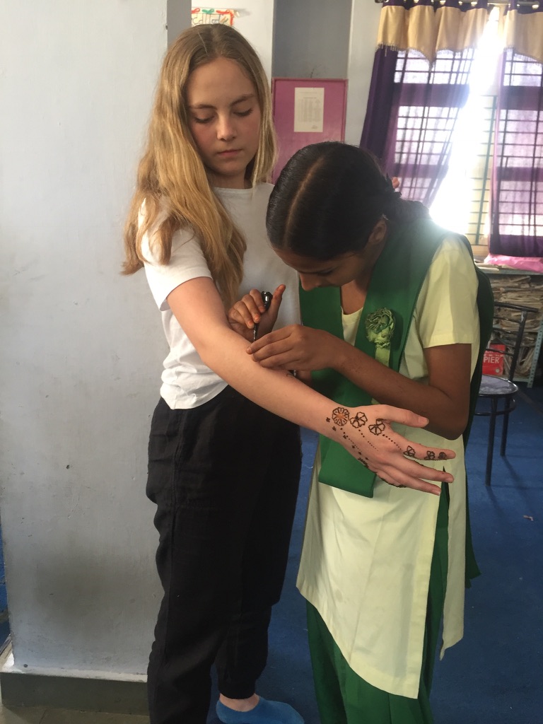 Getting henna