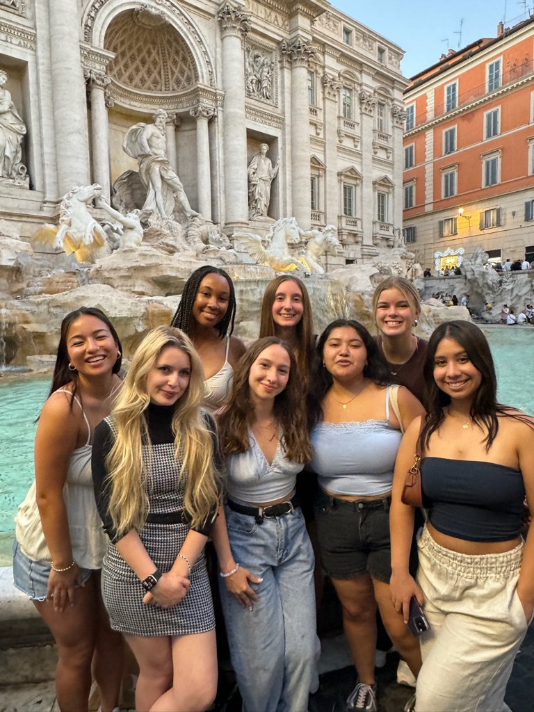 Trevi Fountain!