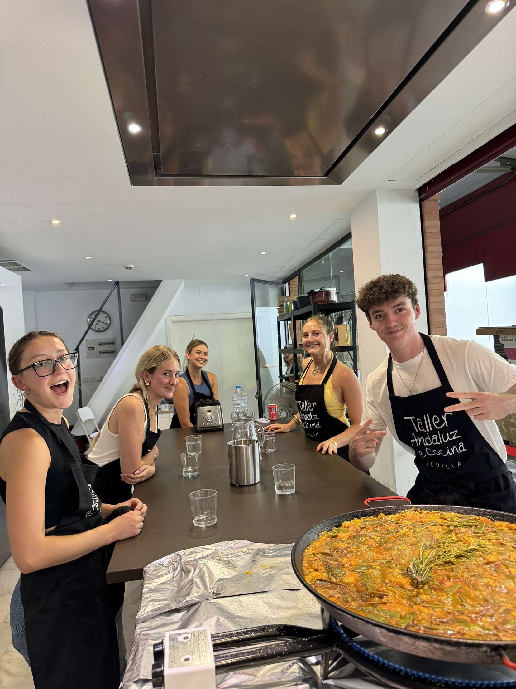 Paella cooking class!
