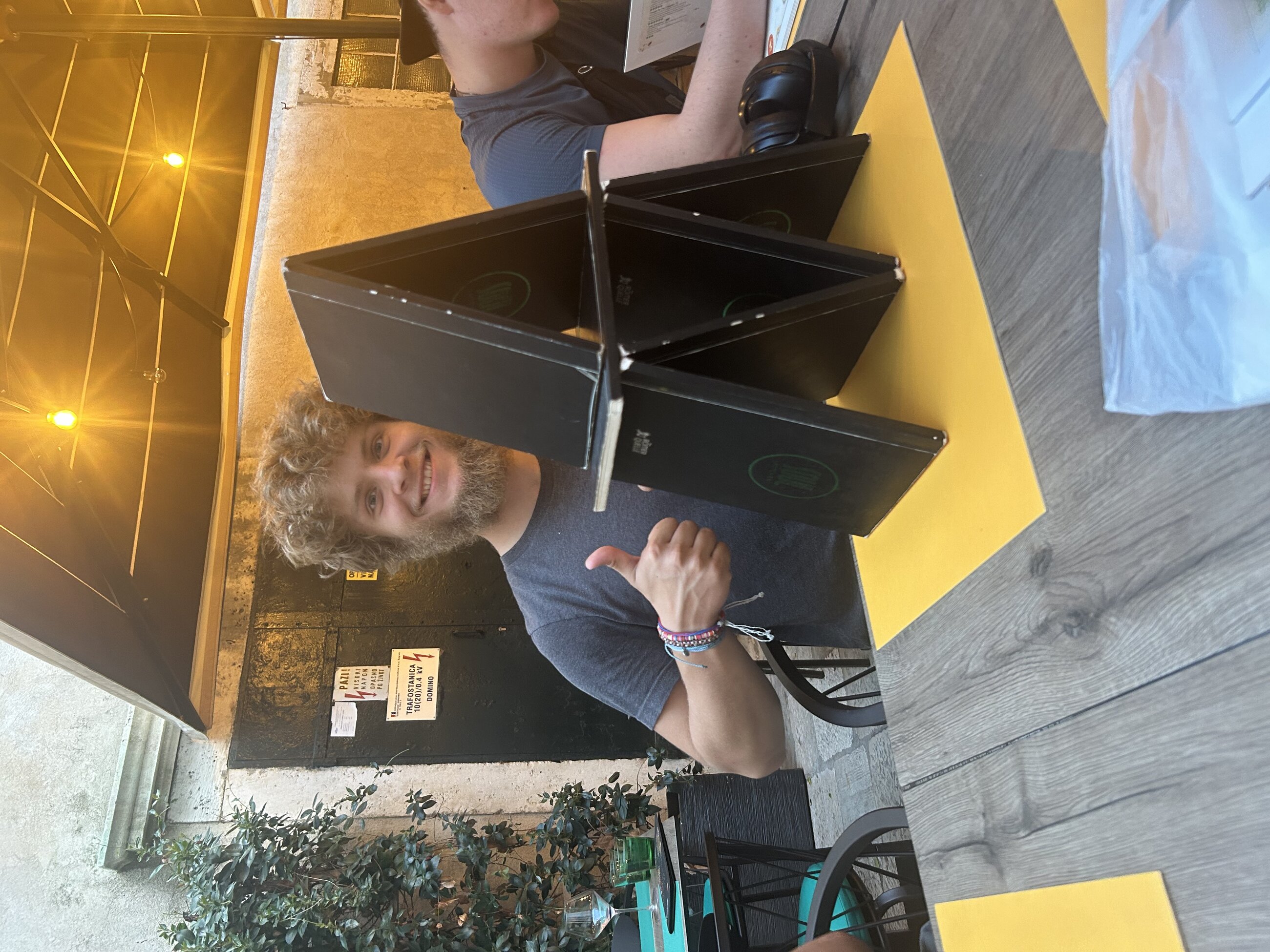 Bryan stacking menus