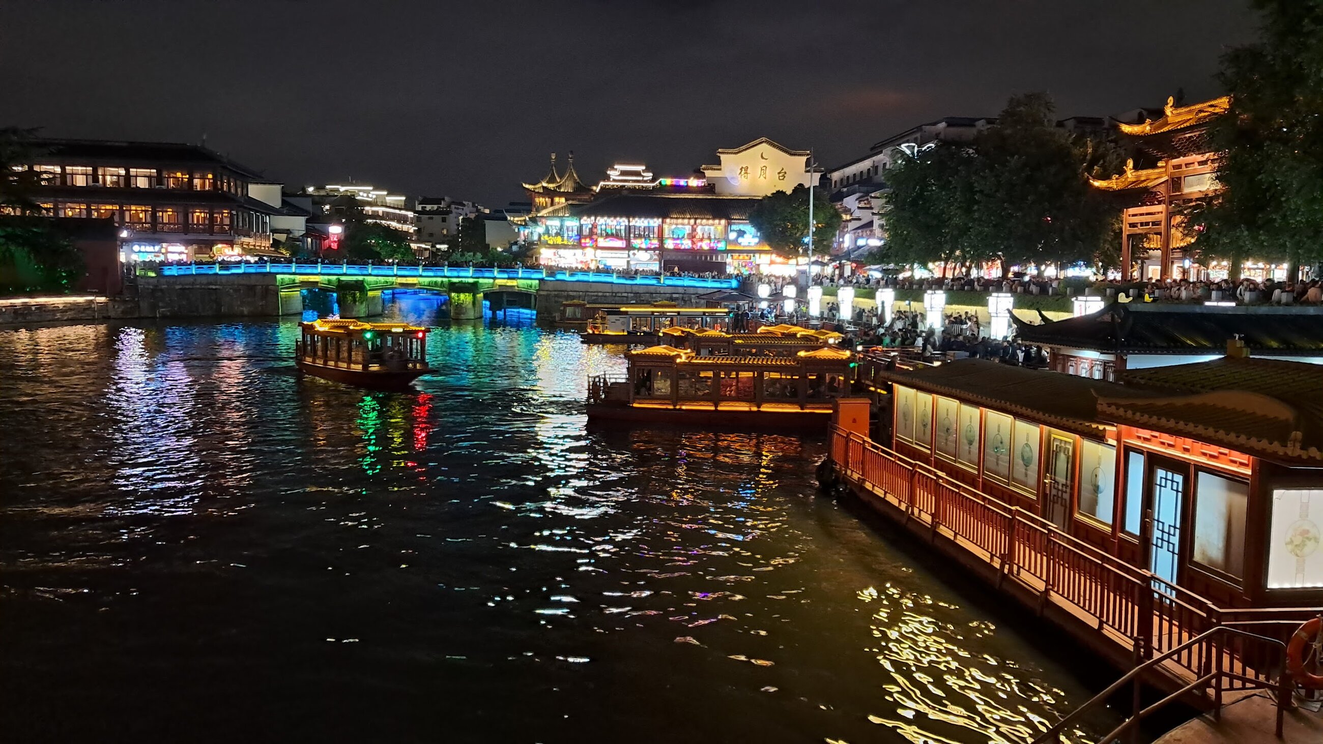 River view of the Confucious Temple area