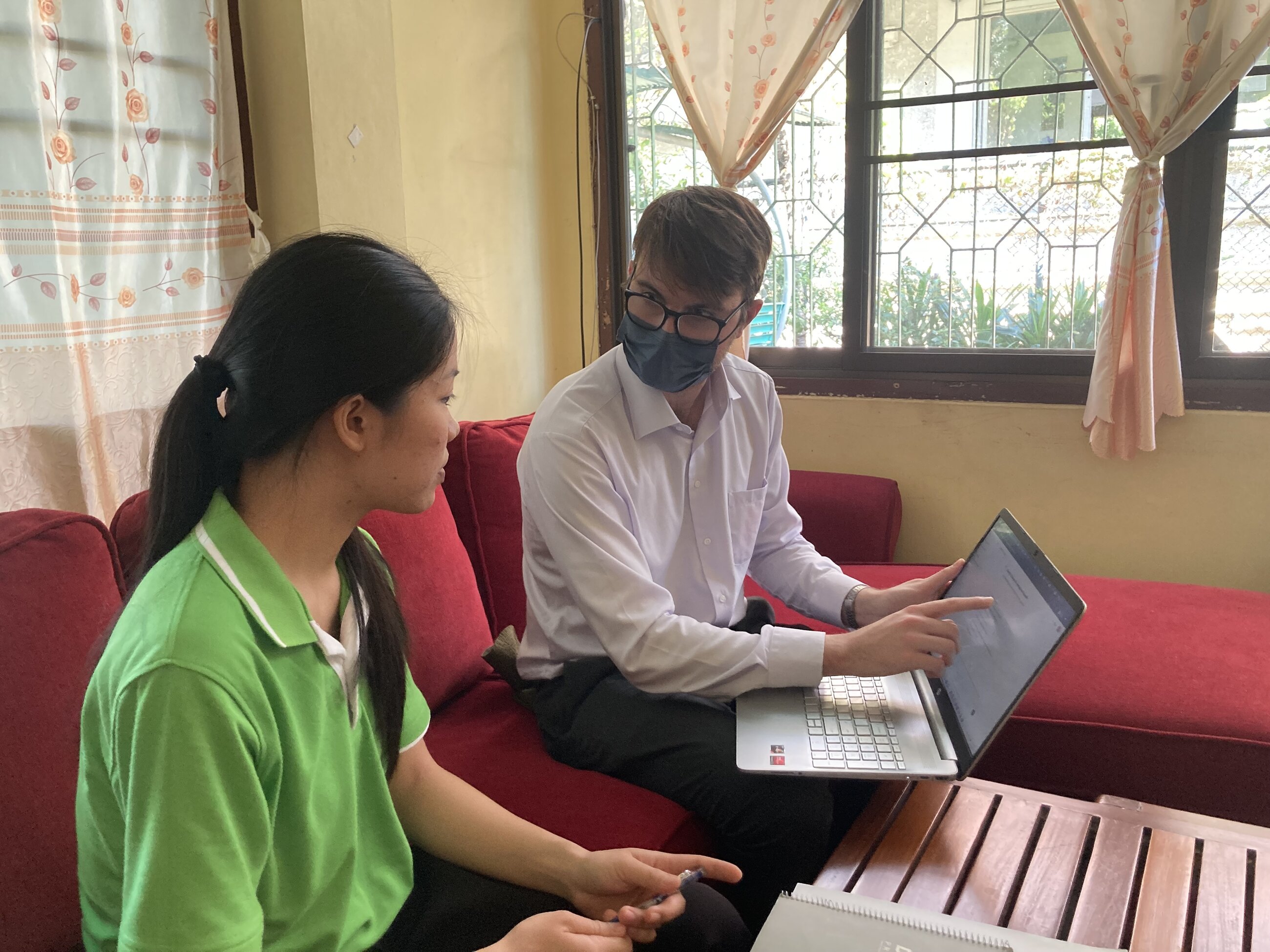 One-on-one student tutoring