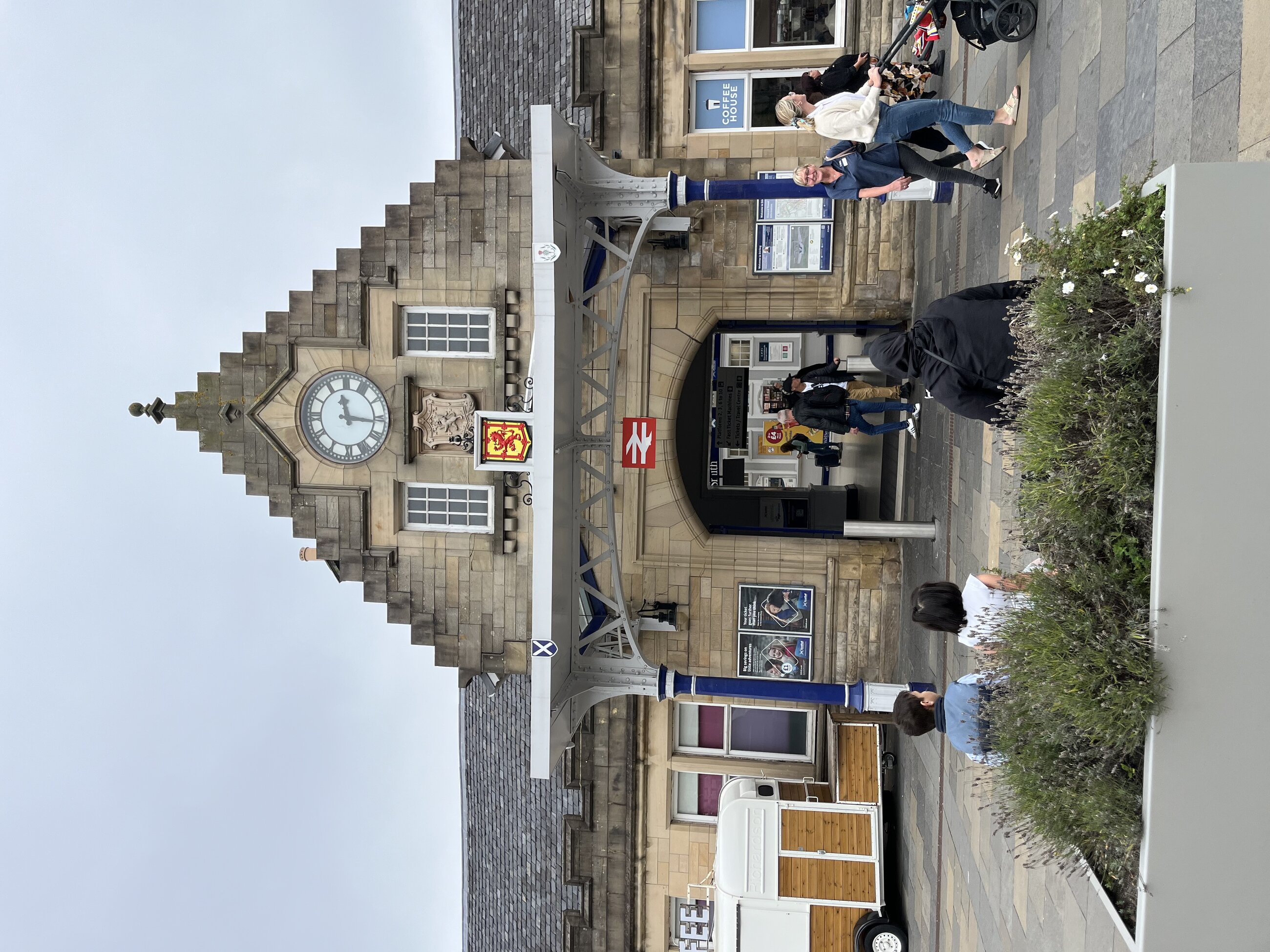 Stirling Train Station