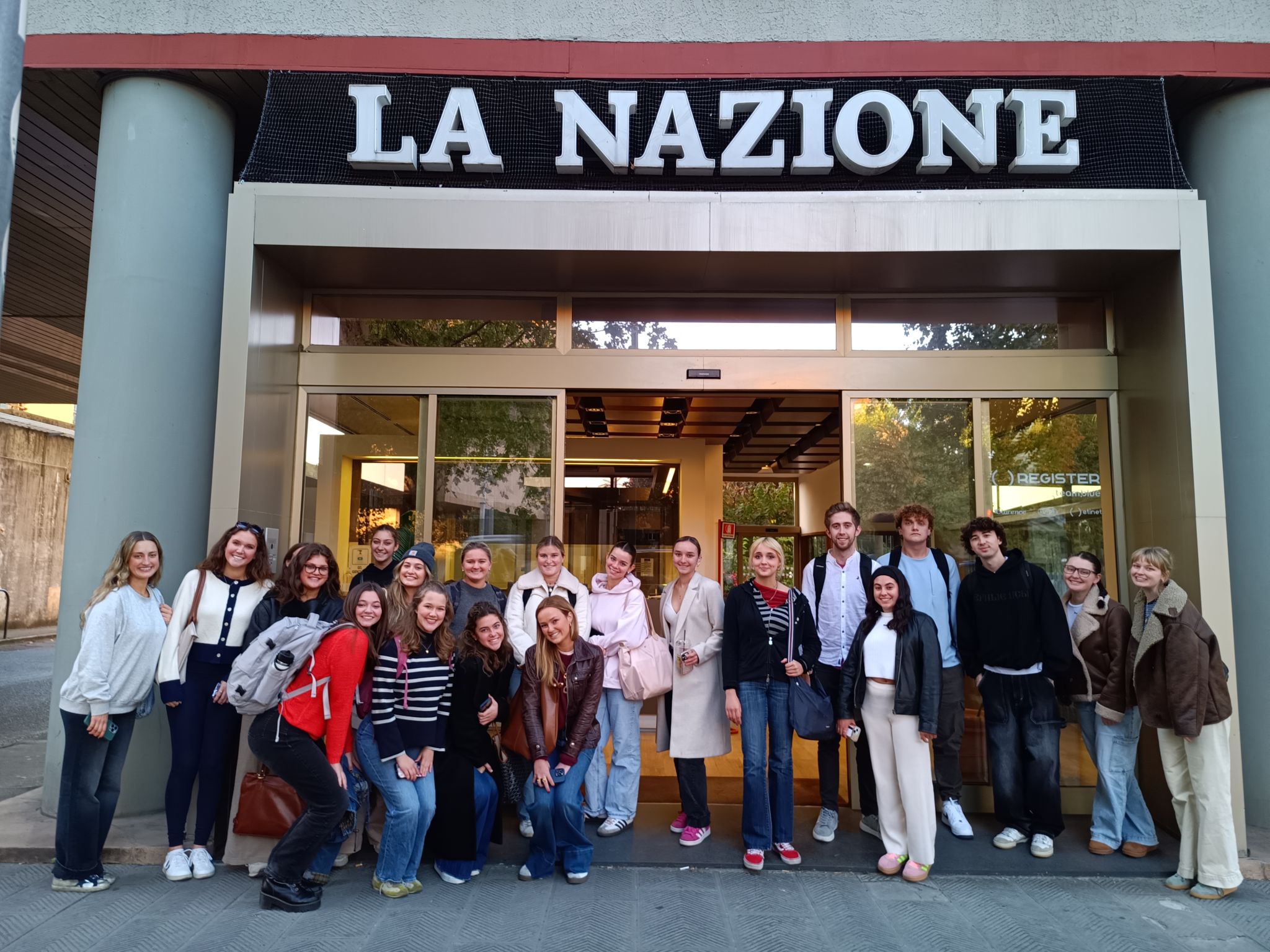 FUA Art, Food, Fashion and Wine Journalism class field trip!