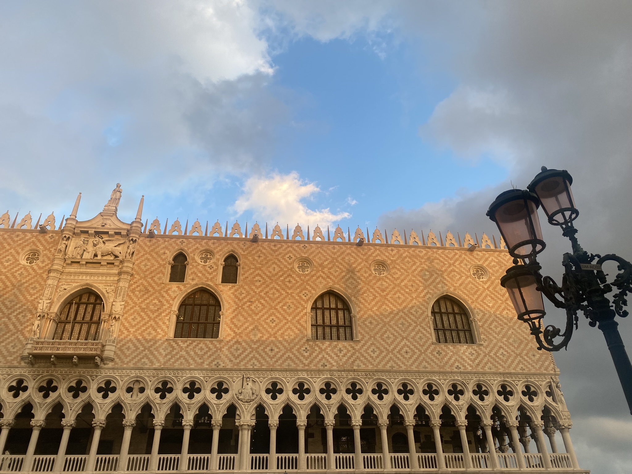 venice light