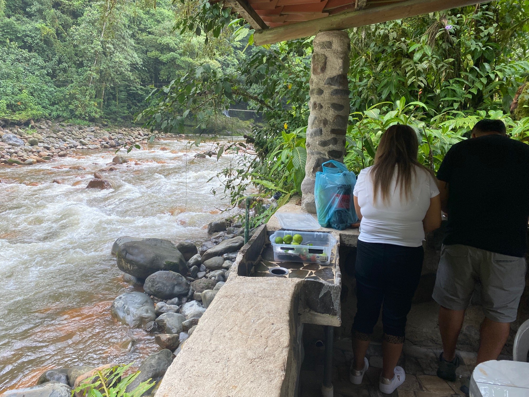 One of many excursions with my Tico family! This was to las aguas thermales