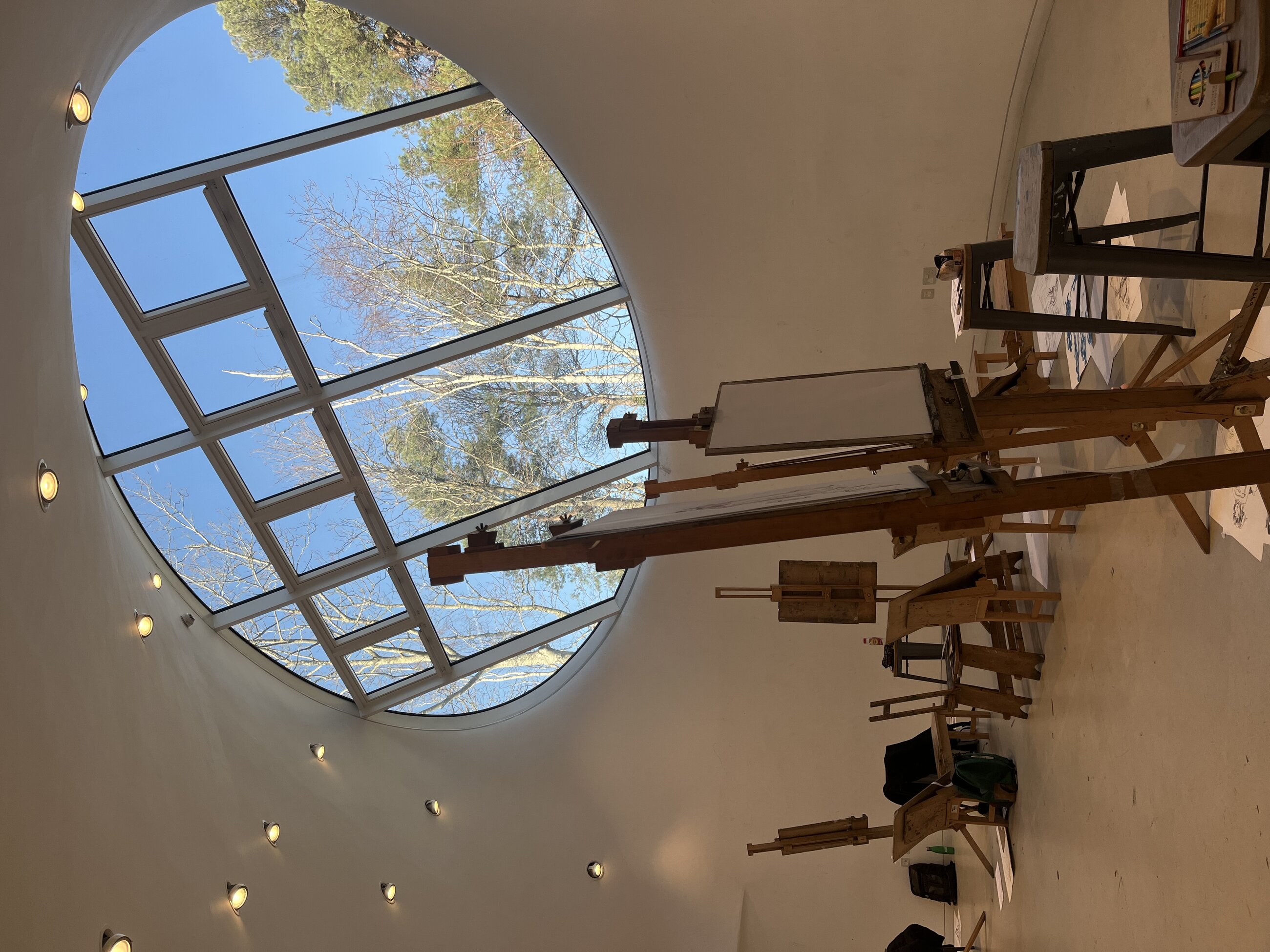 Life drawing studio (inside)