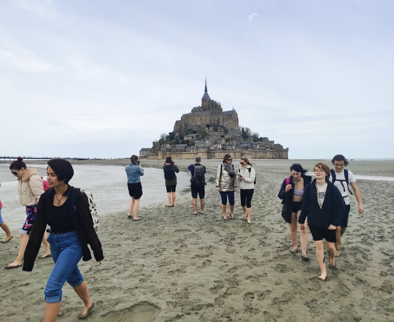 Quicksand-walking at Mont Saint-Michel