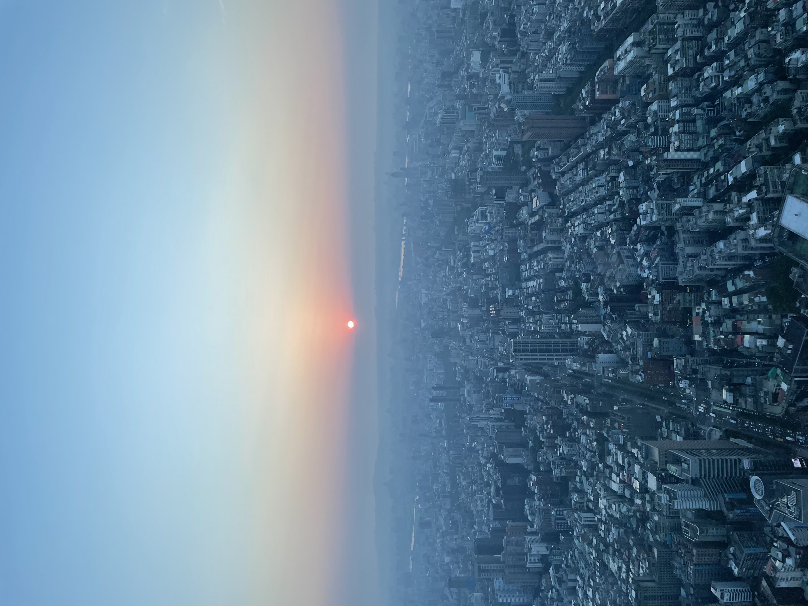 The view from Taipei 101 best time to go is at sunset