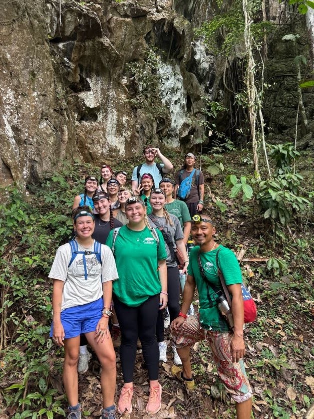 Group picture before caving