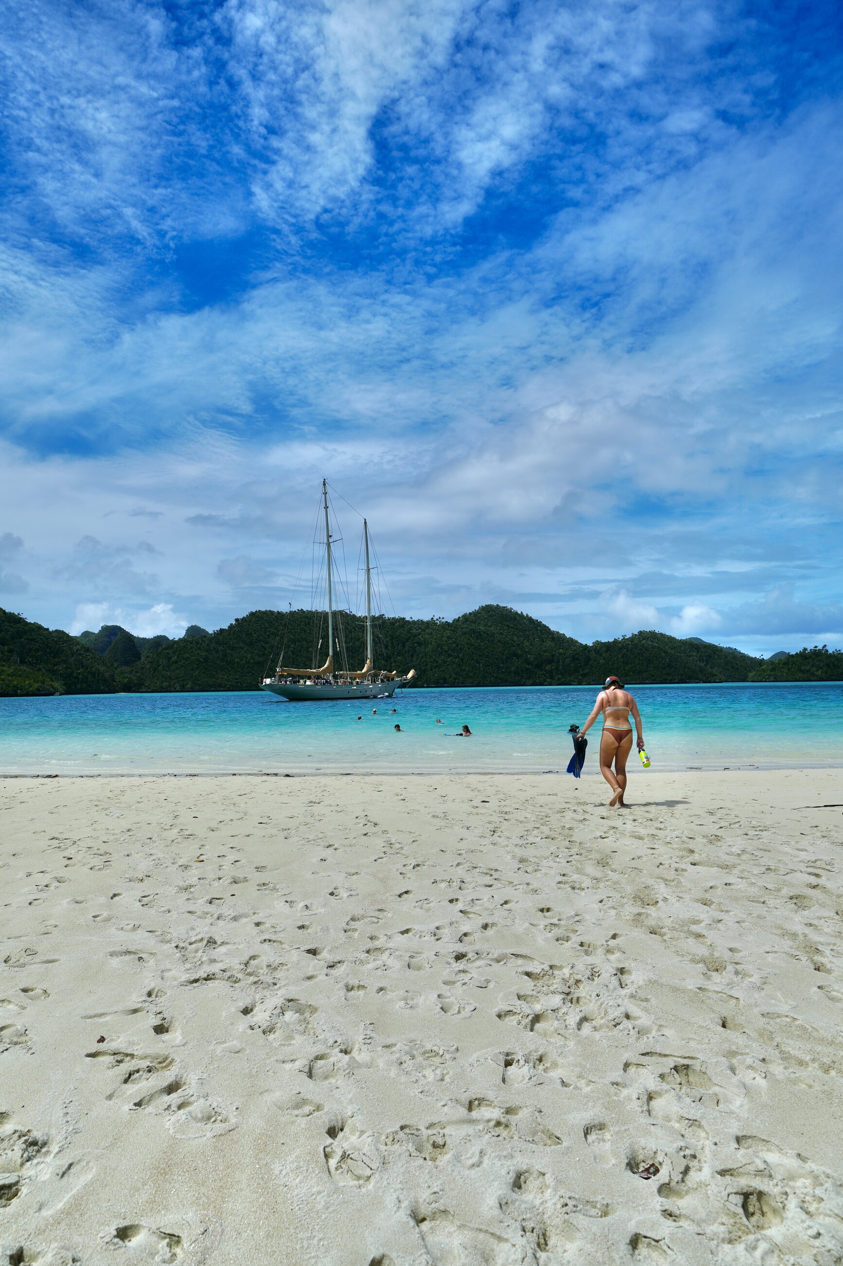 Another good day at the beach (after scuba skills, lunch, and relaxation)