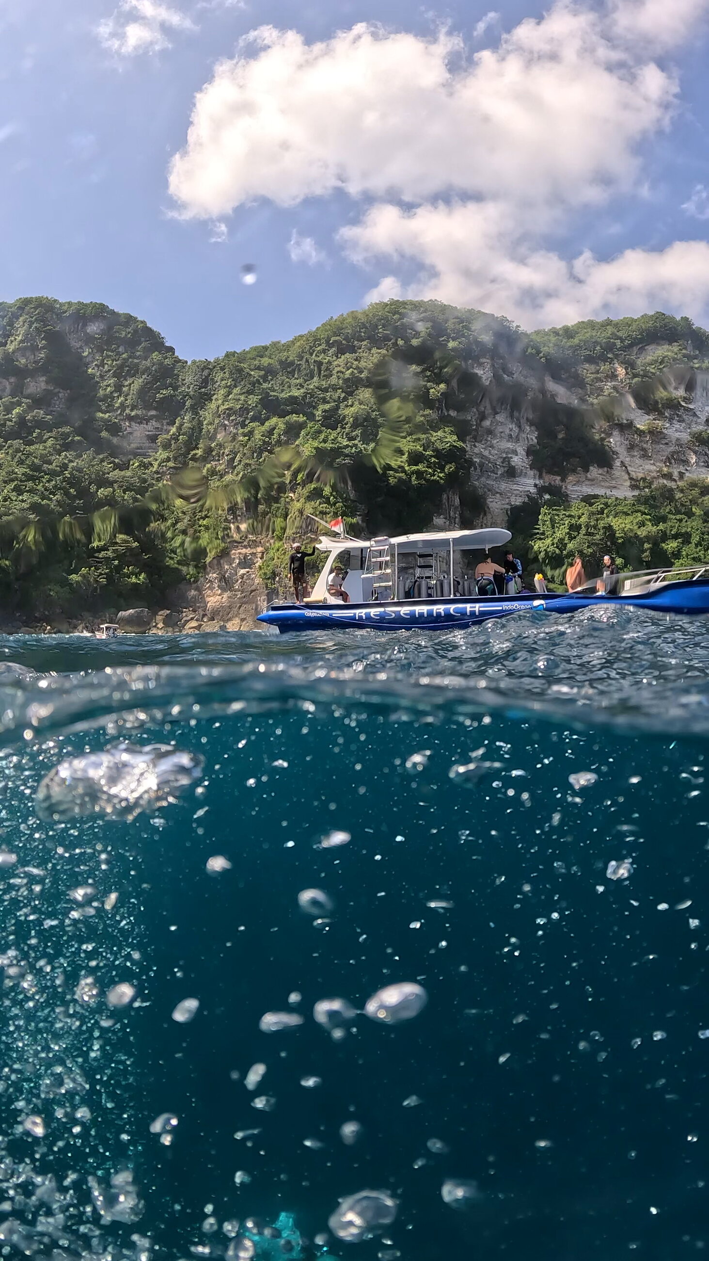 Research and Dive Boat, Nusa Penida IOP