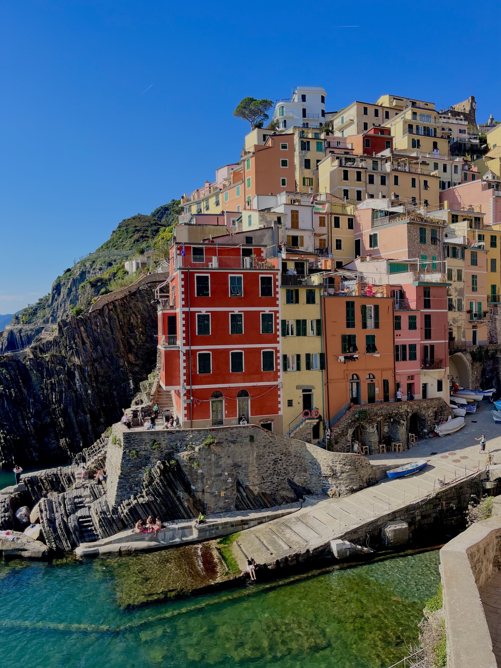 Traveling while abroad: Cinque Terre!