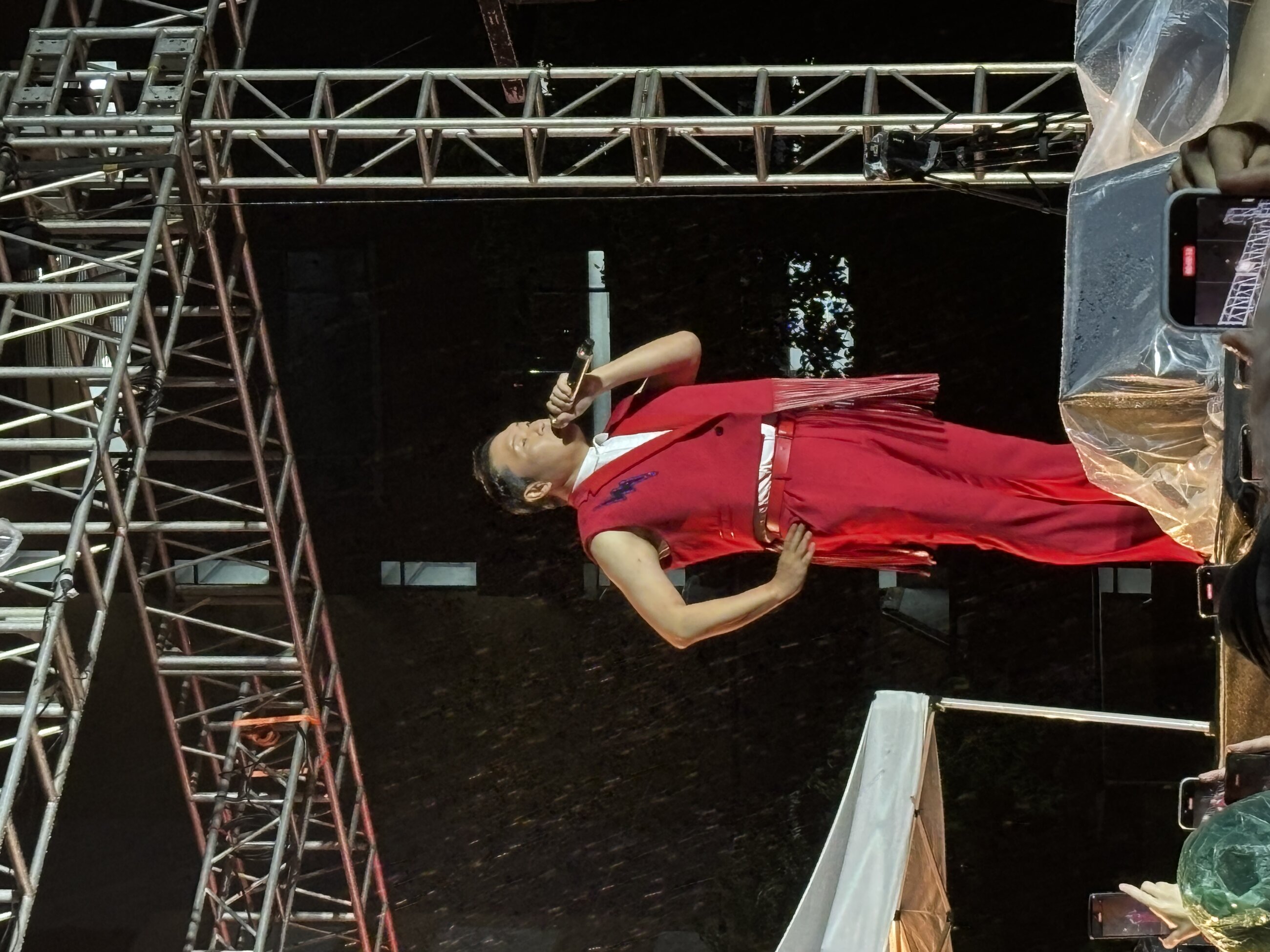 PSY Performing Gangnam Style live at Sogang University Festival