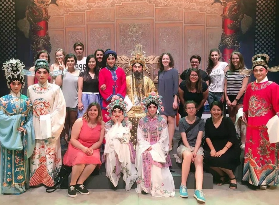 Cultural class (Chinese opera)
