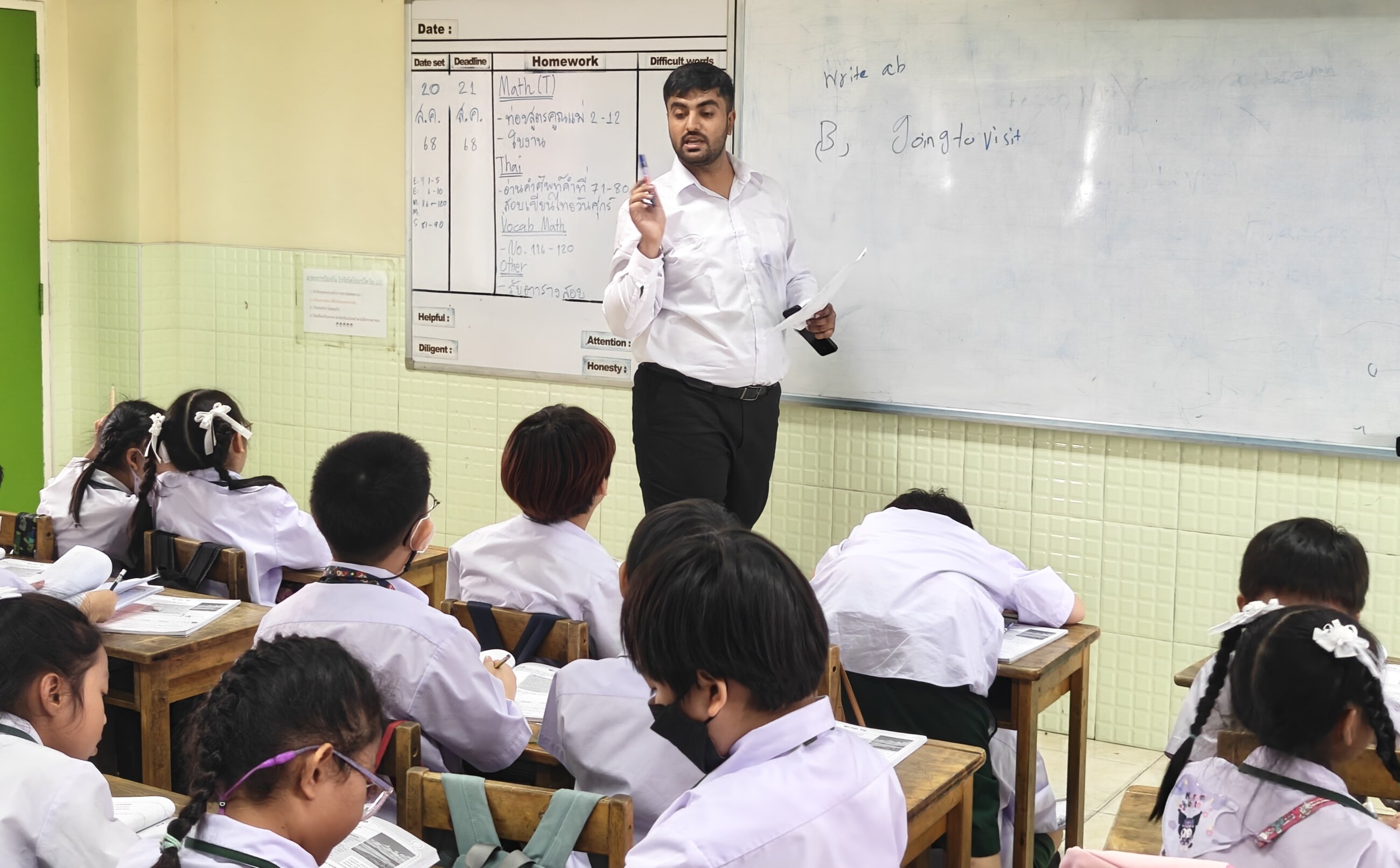 Explaining a language point to my class