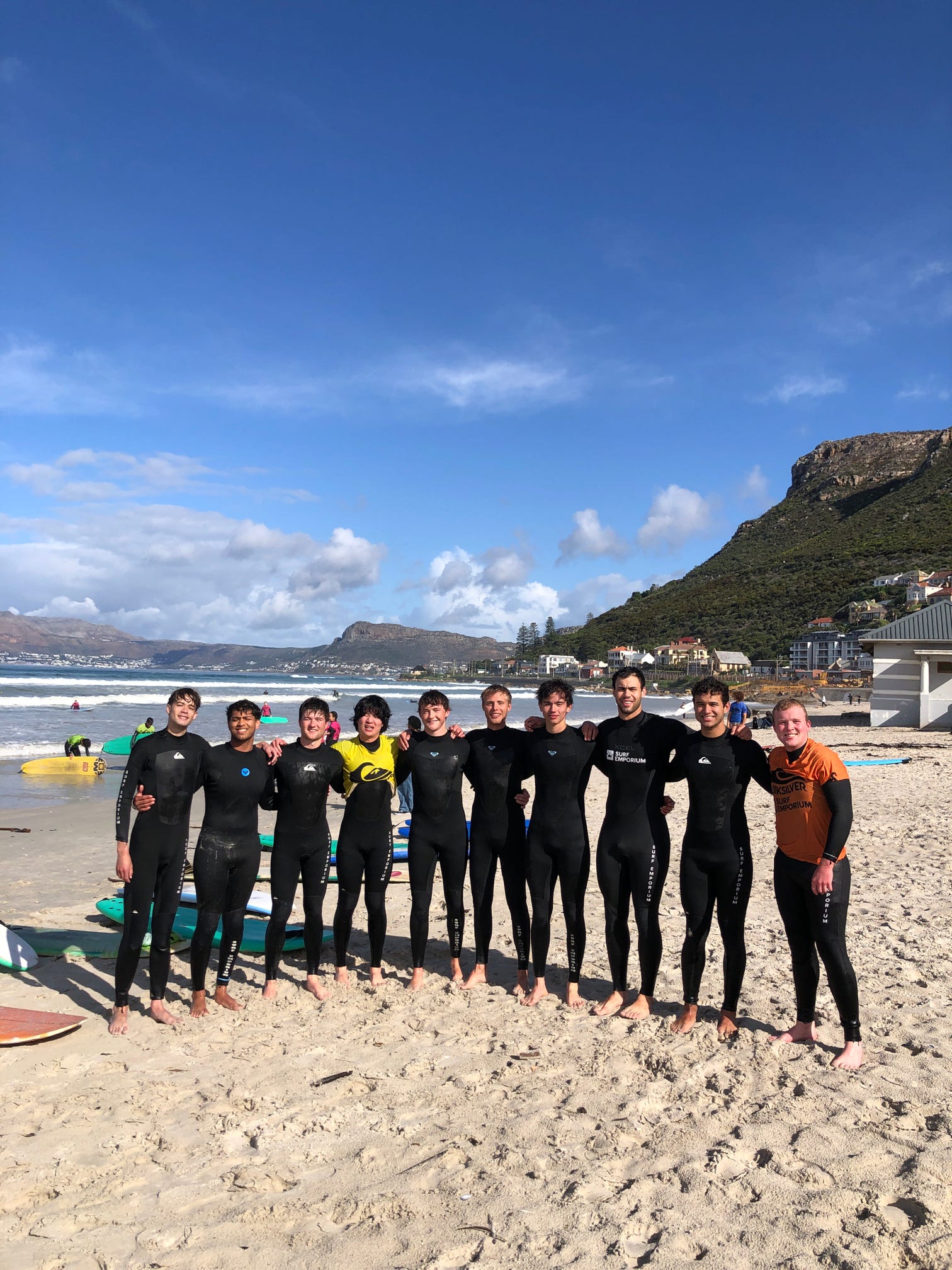 Group Surf
