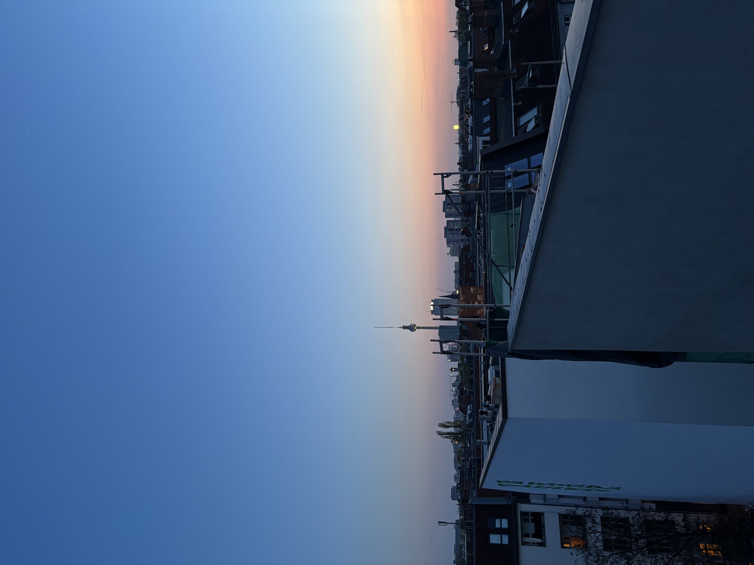 Friends rooftop in Berlin