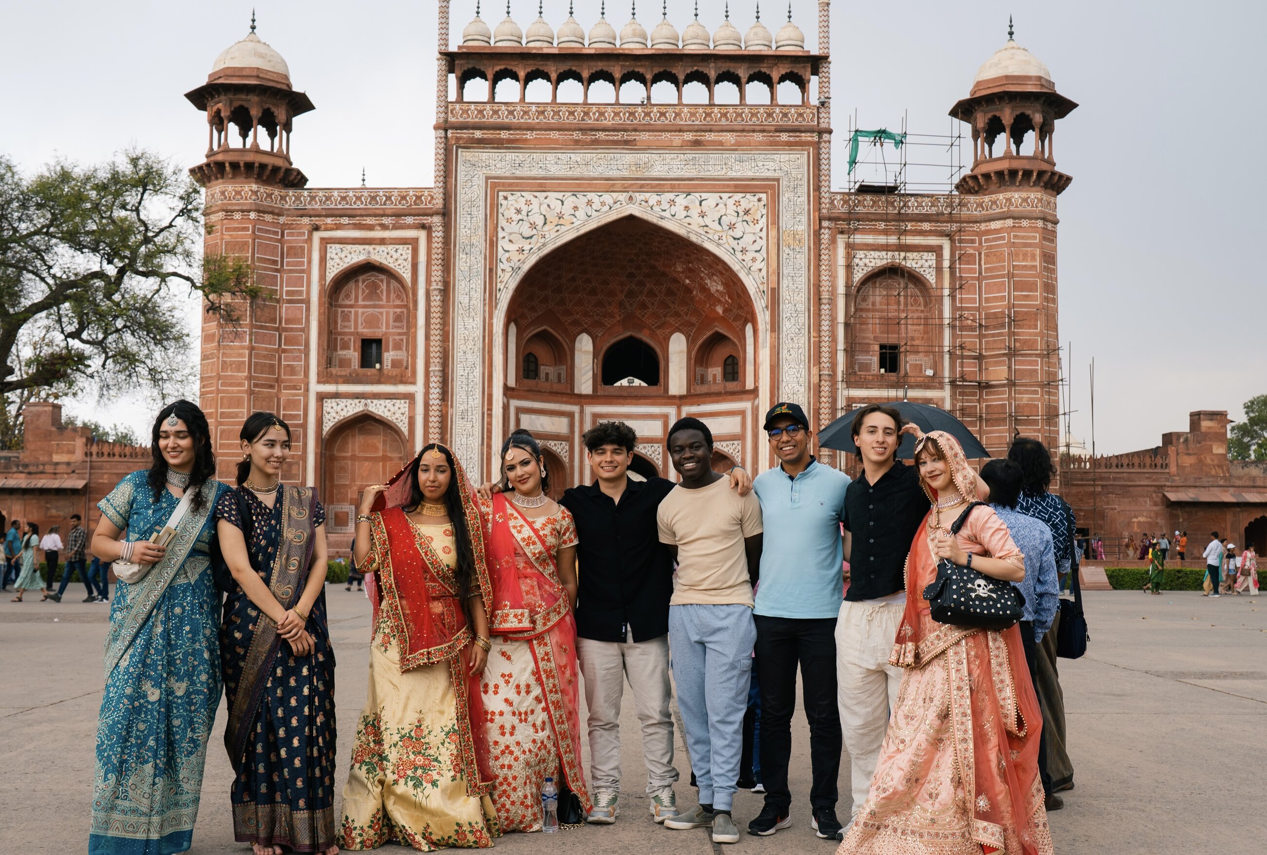 Group pic right before seeing the Taj Mahal