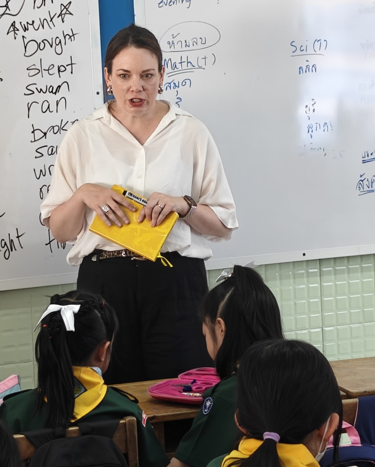 Monitoring students as they do a language exercise
