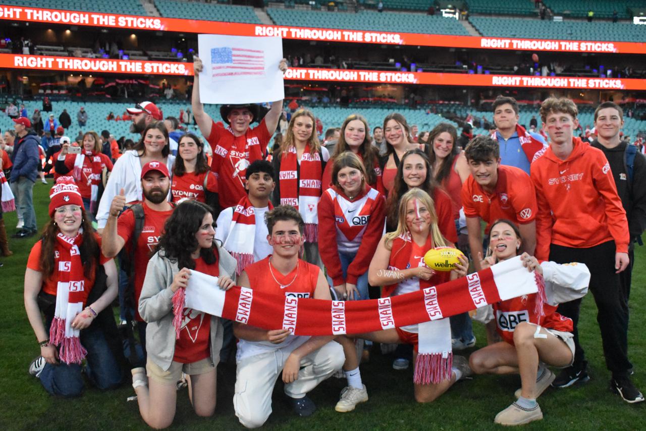 Went to a Aussie football game 