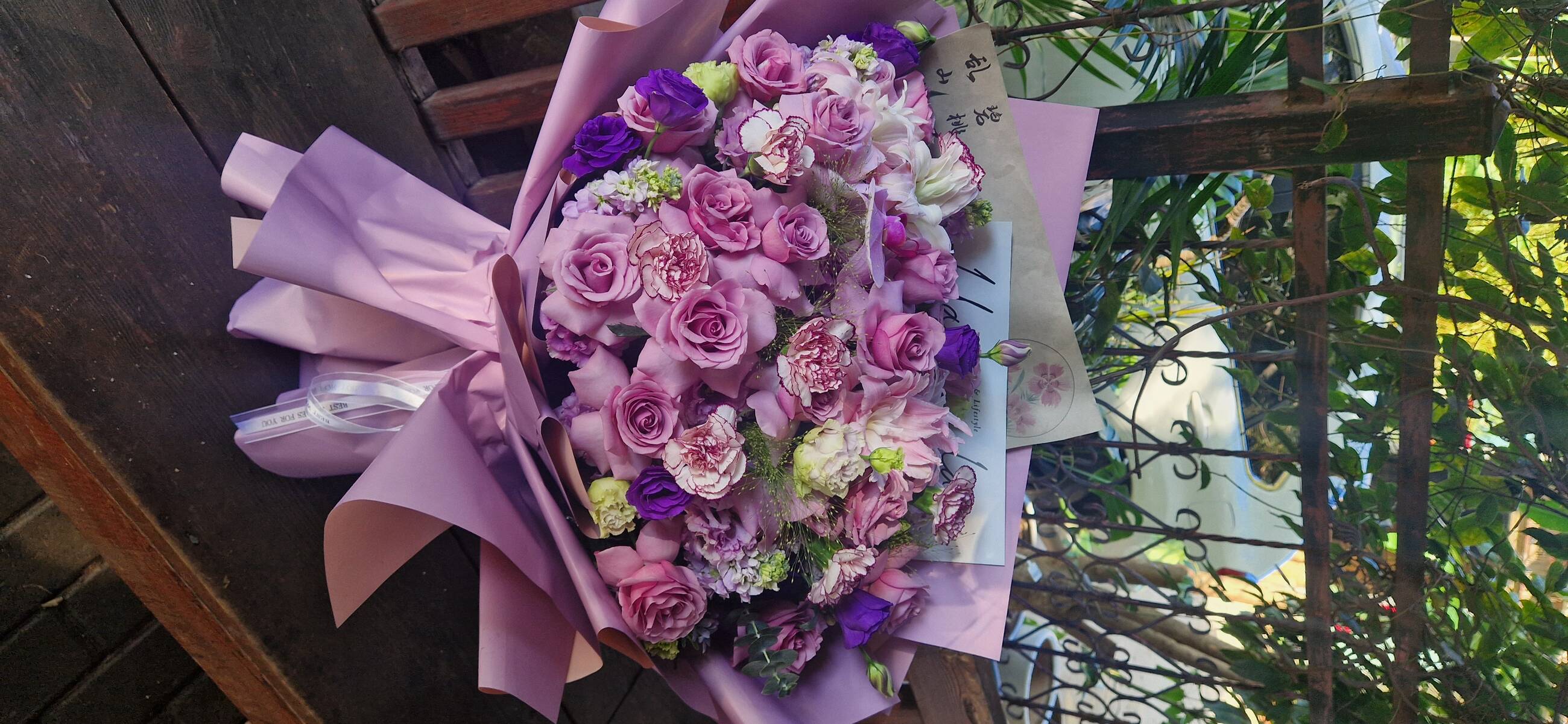 Flowers just for few euros thanks to flower market