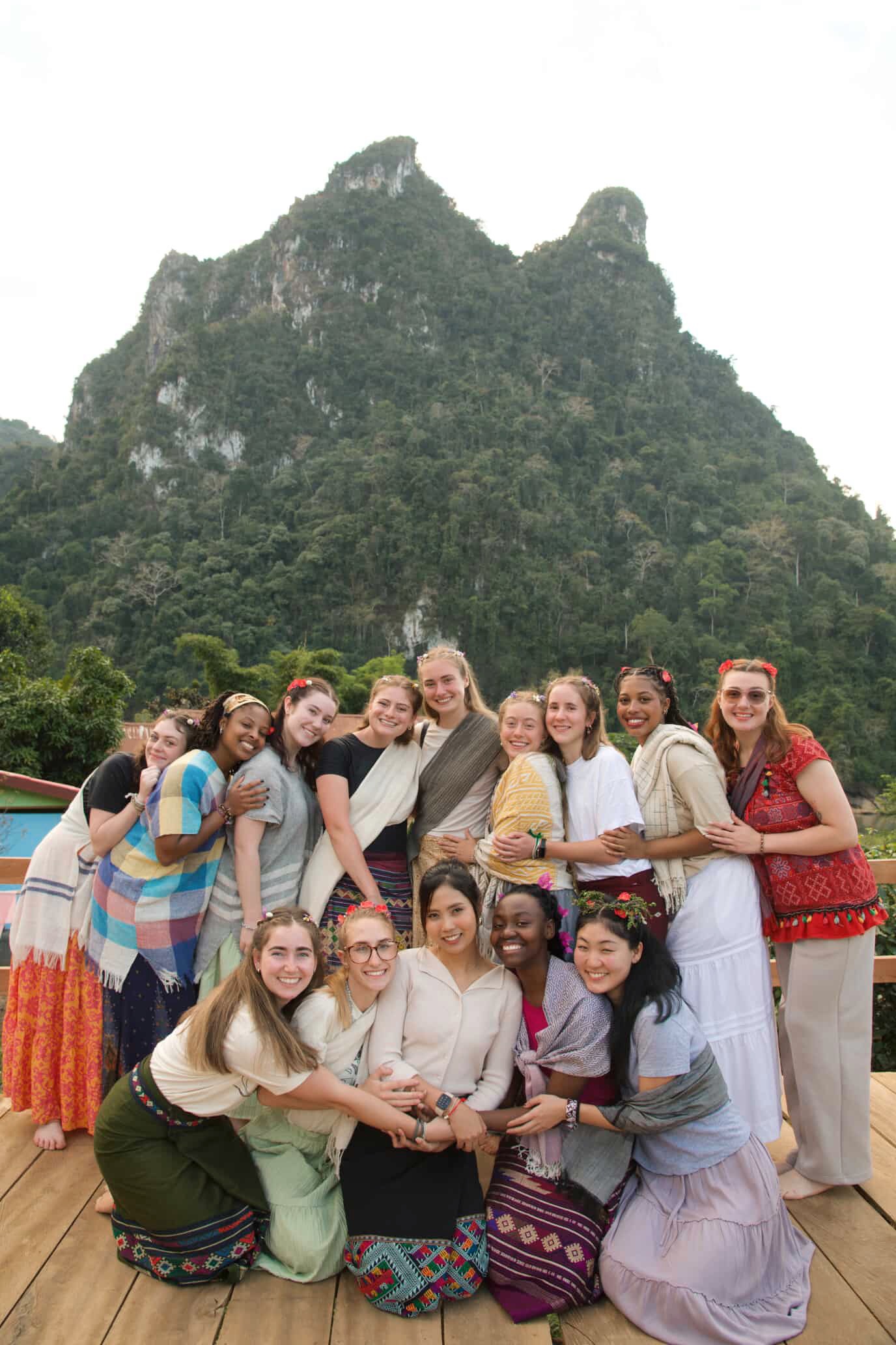 LAOS🫶🏼