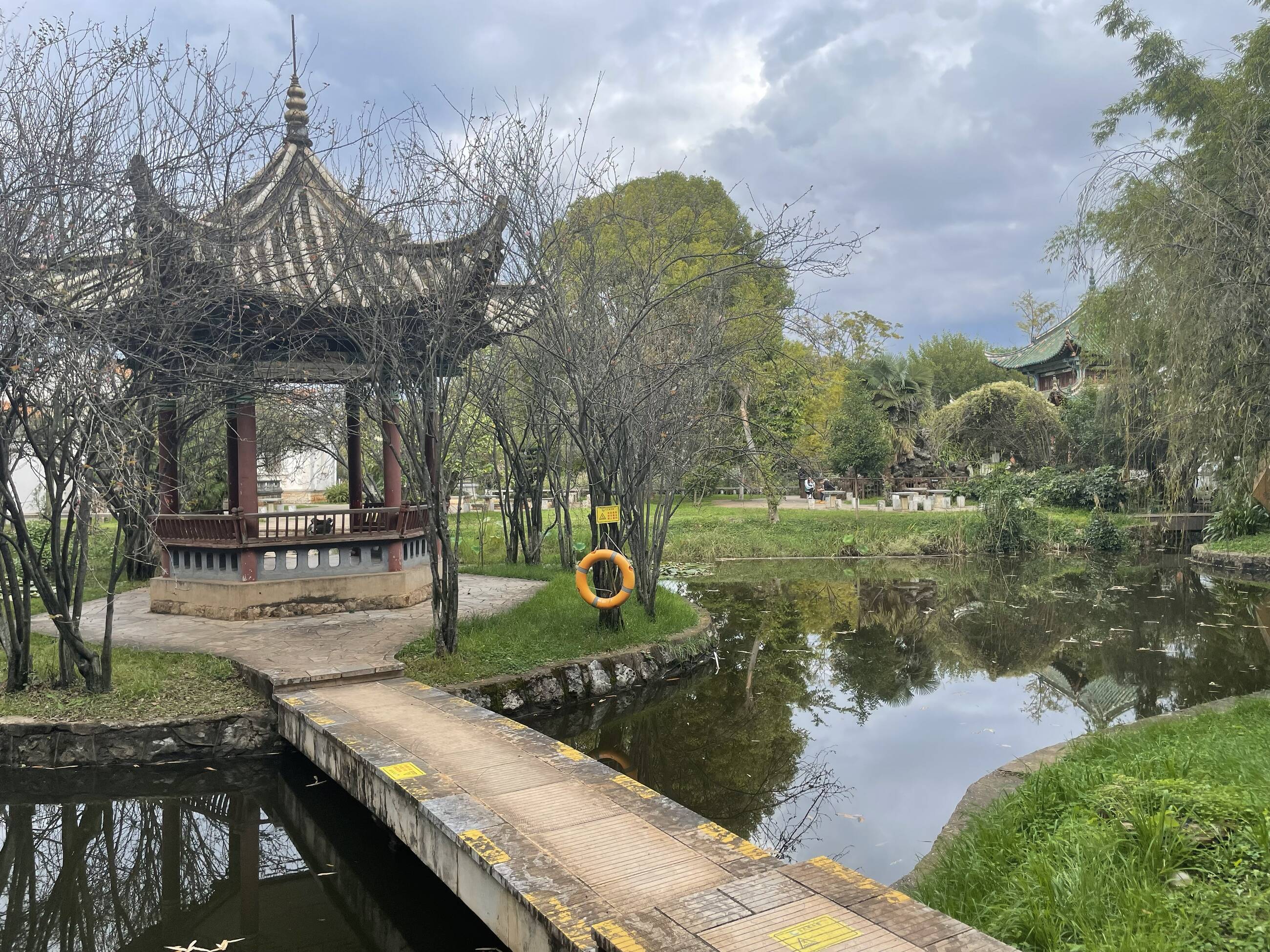 Daguan park. I did most of my afternoon study sitting in that pagoda.