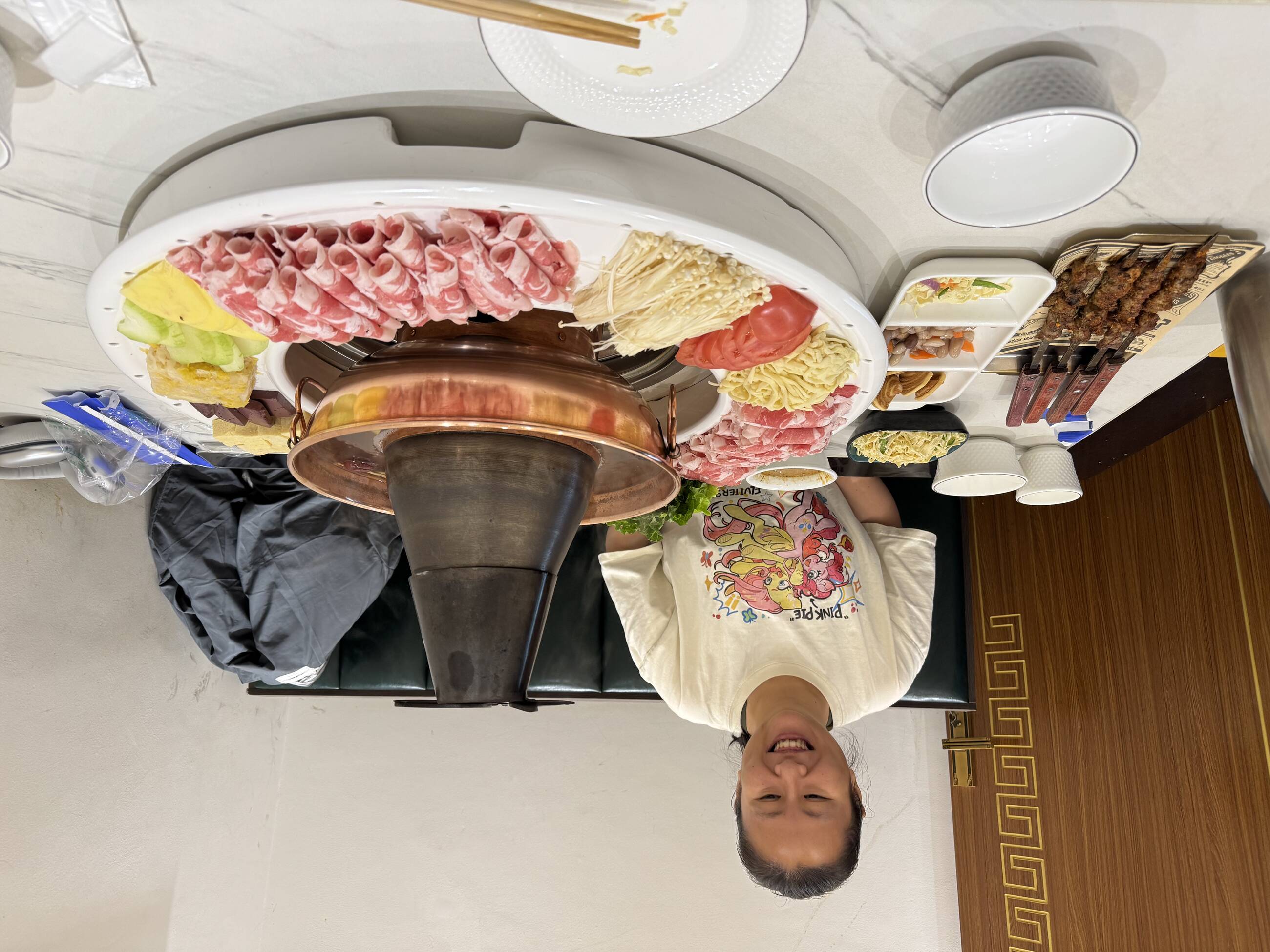 Eating hotpot with 老师