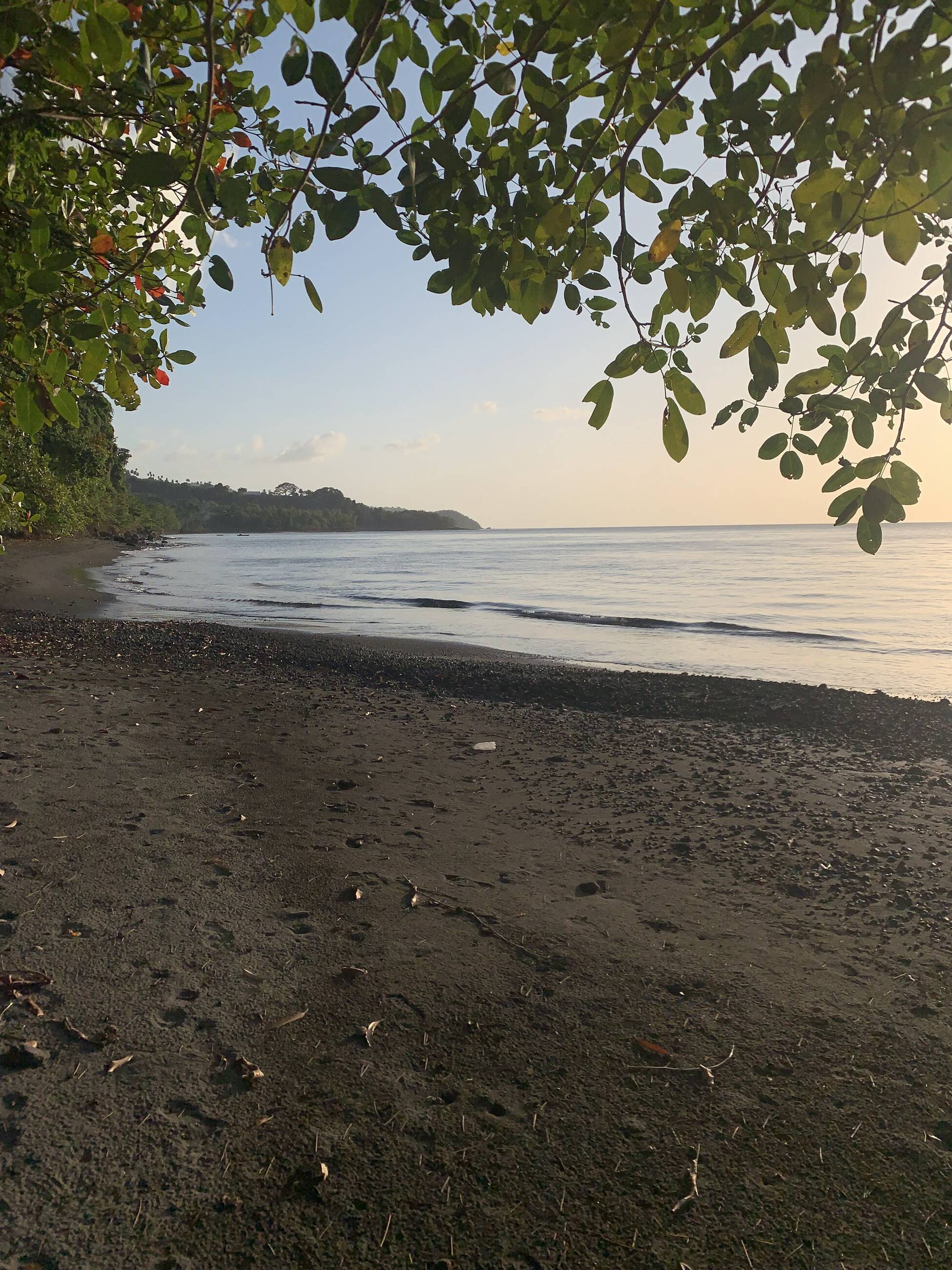 A peaceful sunset on our way to cupcake island 