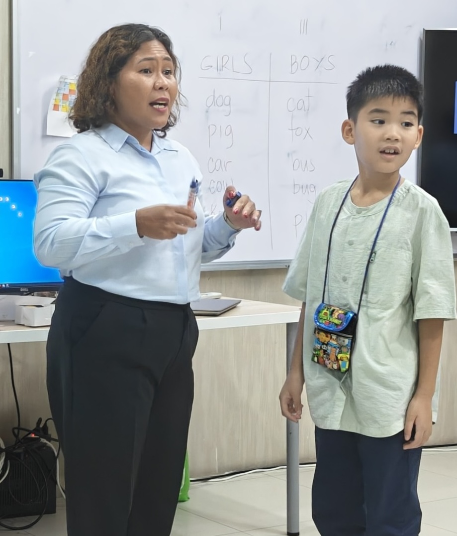 One-on-one coaching in a group class