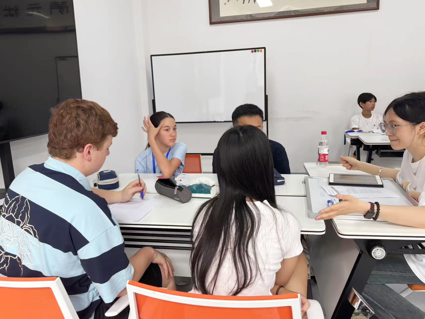 Mandarin class in small groups