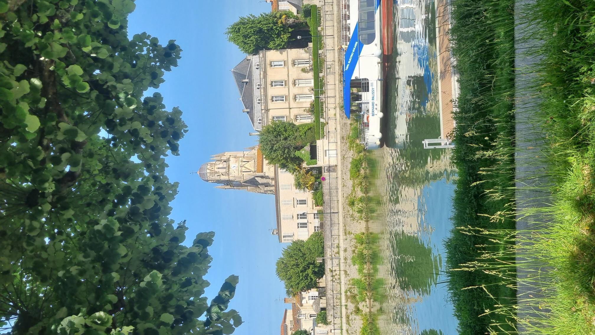 Saintes
