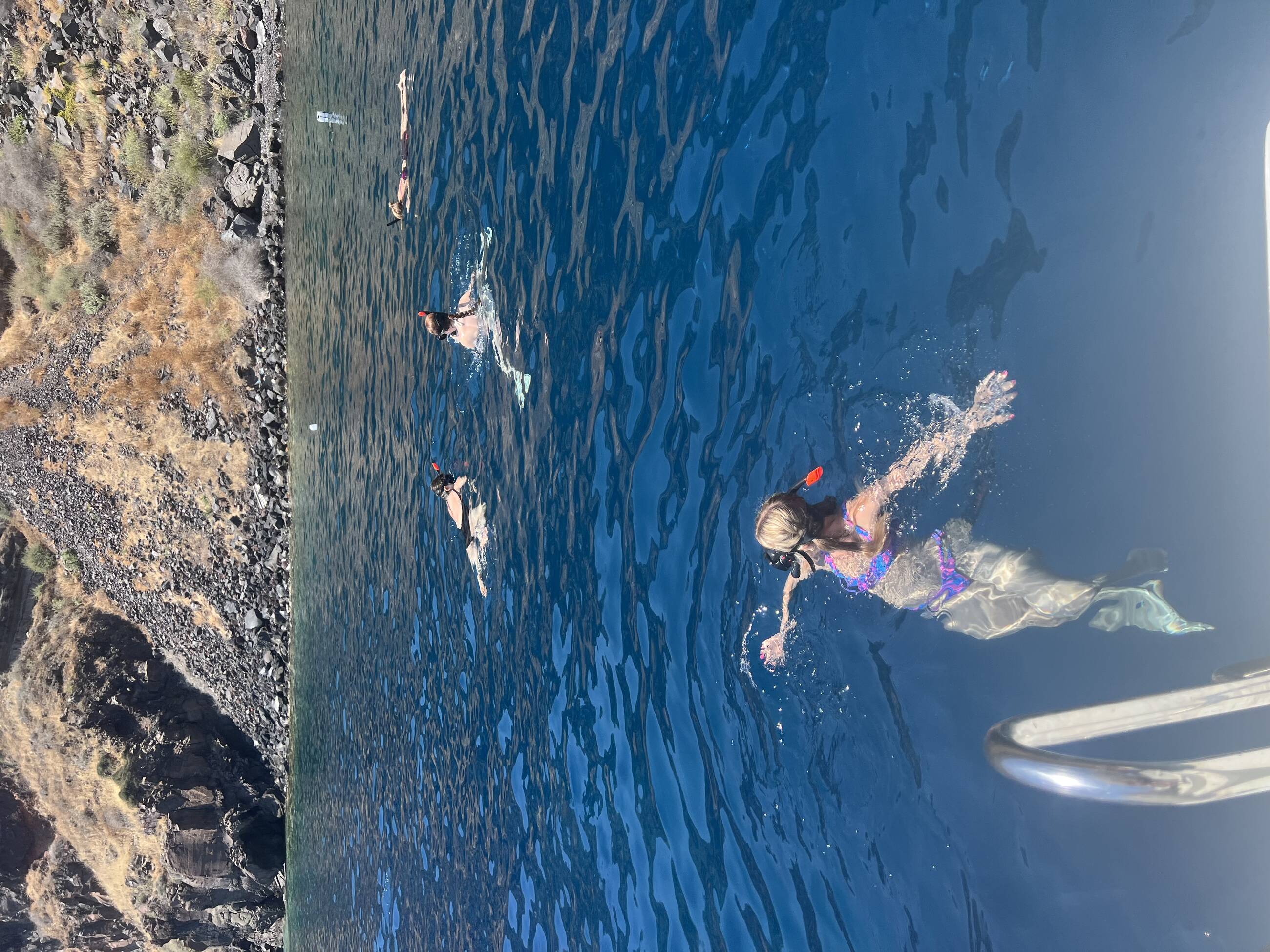 A great last day snorkeling excursion in Santorini