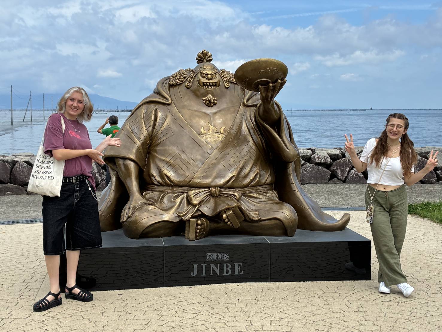 Isa (participant from the Netherlands) and I next to the statue of Jinbe (One Piece), Kumamoto