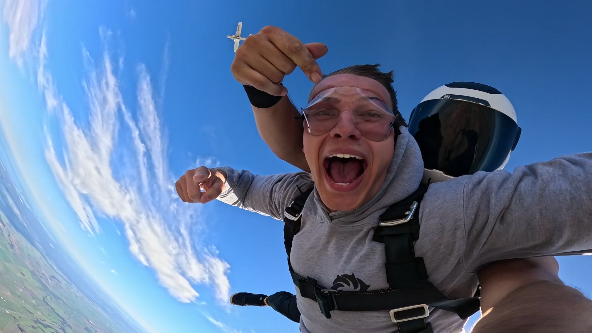 Skydive!