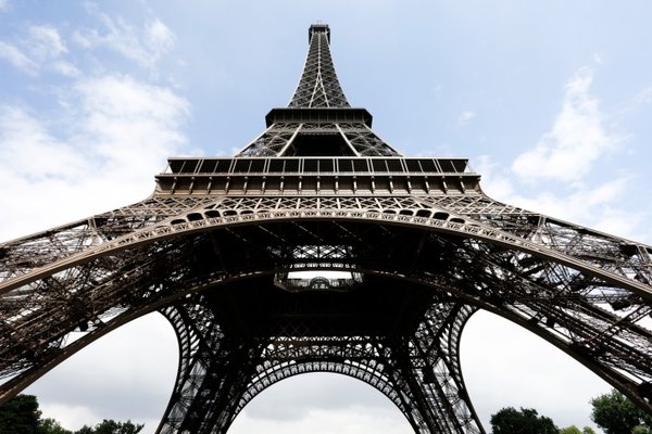 Paid Internship In France Marketing Fashion Pr Business Go Overseas