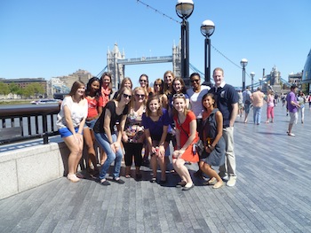 IES London students explore the city