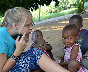 Ghana children and volunteer