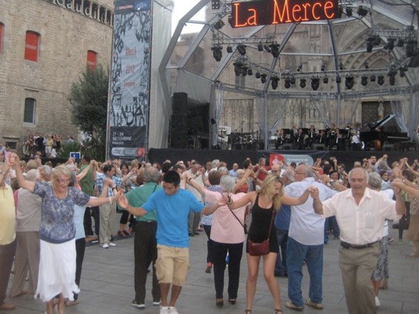 Alexis dancing at la Merce