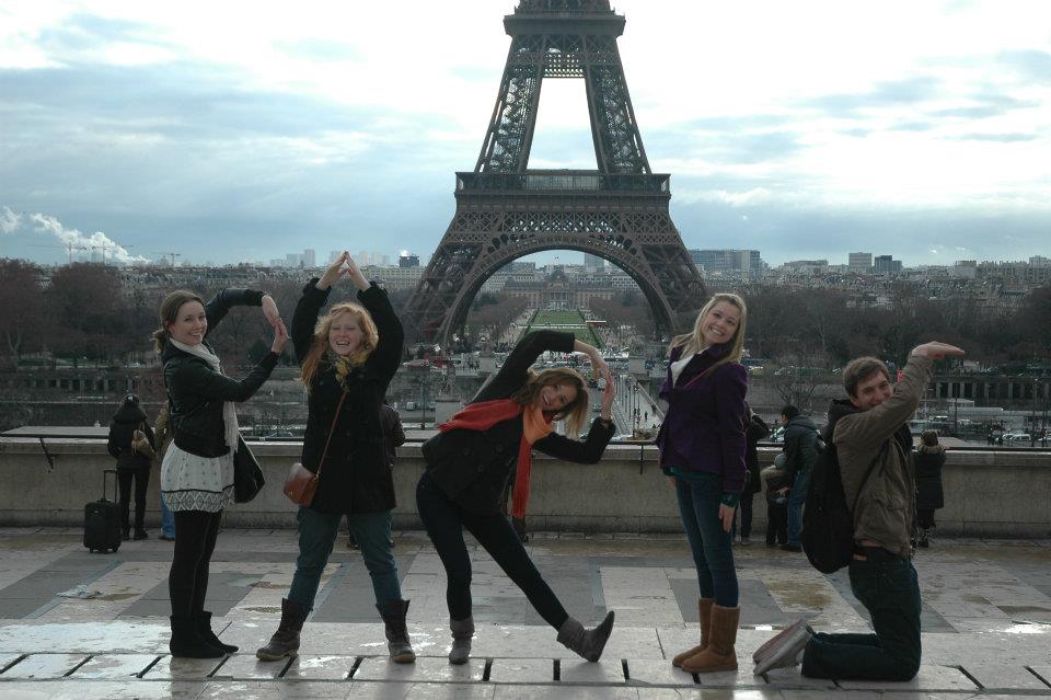 Students in front of Eiffel Tower
