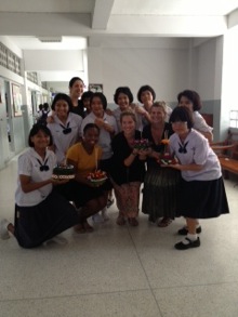 Ke'Bri and her Thai students
