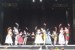 Spanish dancers at a theatre