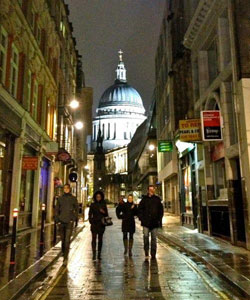 Rose strolling through the streets of London with friends