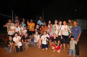 Volunteers with Cambodian children