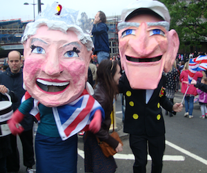 IES London students at a parade