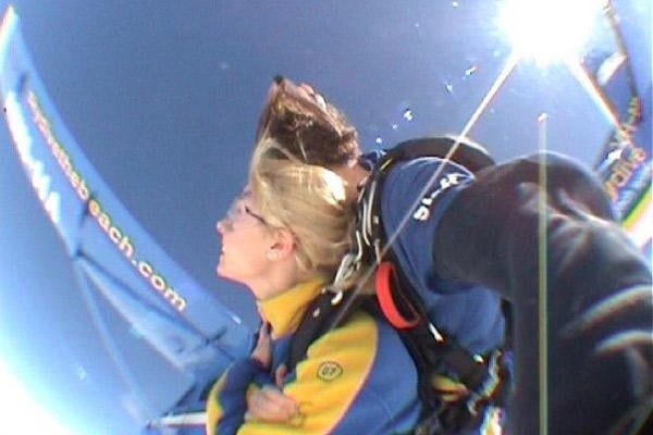 Danielle skydiving in Wollongong