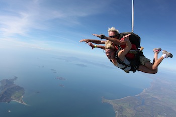 Jenny skydiving in Australia!